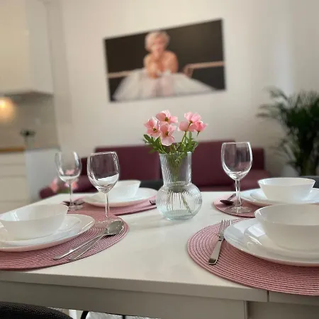 Apartamento Jm Millennium Kaweczynska 37 Varsovia Exterior foto